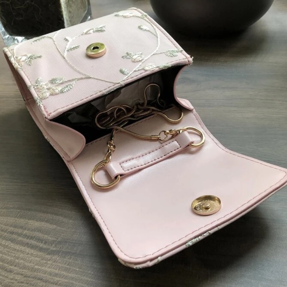 NEW✨ Faux Pearl Embroidered Satchel Bag😍 - Picture 3 of 5